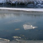 Eisschollen auf der Agger